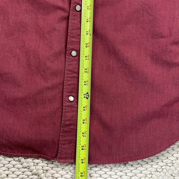 Banana Republic Snap Button Shirt size Medium - Picture 6 of 6